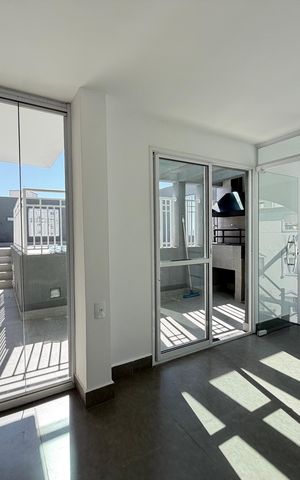 Apartamento à venda com 138m², 3 quartos e 2 vagas Apartamento à venda com 138m², 3 quartos e 2 vagasSala 2
