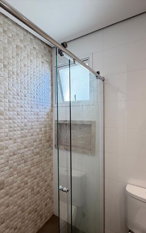 Apartamento à venda com 138m², 3 quartos e 2 vagas Apartamento à venda com 138m², 3 quartos e 2 vagasBanheiro da Suíte