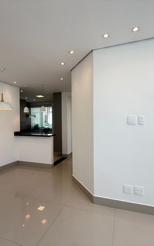 Apartamento à venda com 138m², 3 quartos e 2 vagas Apartamento à venda com 138m², 3 quartos e 2 vagasSala