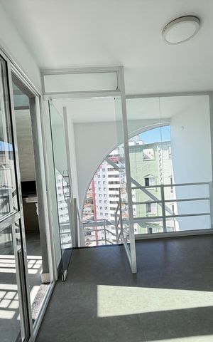 Apartamento à venda com 138m², 3 quartos e 2 vagas Apartamento à venda com 138m², 3 quartos e 2 vagasSala 2