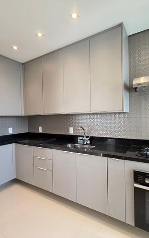 Apartamento à venda com 138m², 3 quartos e 2 vagas Apartamento à venda com 138m², 3 quartos e 2 vagasCozinha