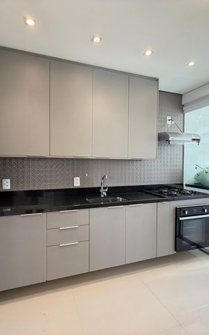 Apartamento à venda com 138m², 3 quartos e 2 vagas Apartamento à venda com 138m², 3 quartos e 2 vagasCozinha