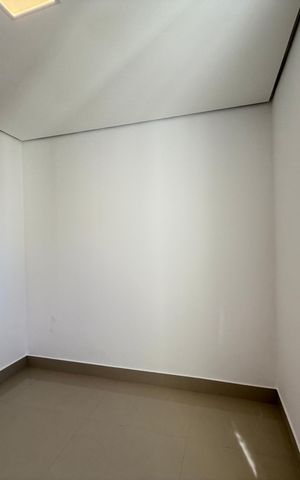 Apartamento à venda com 138m², 3 quartos e 2 vagas Apartamento à venda com 138m², 3 quartos e 2 vagassuite