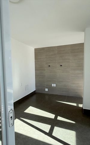 Apartamento à venda com 138m², 3 quartos e 2 vagas Apartamento à venda com 138m², 3 quartos e 2 vagasSala 2
