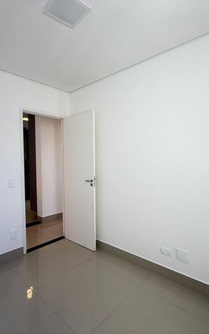 Apartamento à venda com 138m², 3 quartos e 2 vagas Apartamento à venda com 138m², 3 quartos e 2 vagasQuarto 3