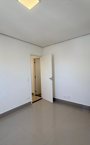 Apartamento à venda com 138m², 3 quartos e 2 vagas Apartamento à venda com 138m², 3 quartos e 2 vagassuite