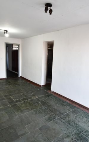 Casa à venda com 115m², 2 quartos e 1 vagaSala