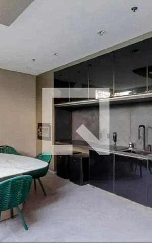 Apartamento para alugar com 36m², 1 quarto e 1 vaga