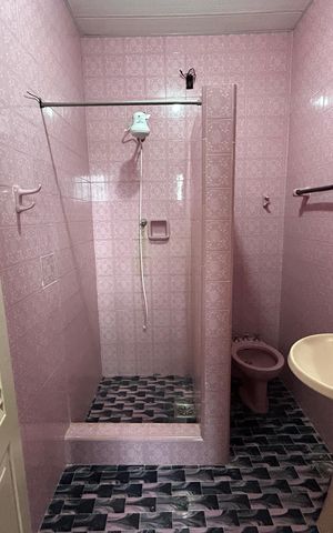 Casa para alugar com 78m², 2 quartos e 1 vagaBanheiro