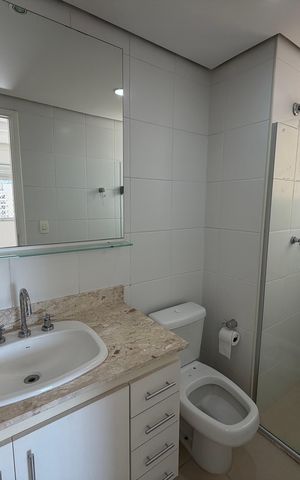 Apartamento à venda com 128m², 3 quartos e 3 vagas Apartamento à venda com 128m², 3 quartos e 3 vagasBanheiro