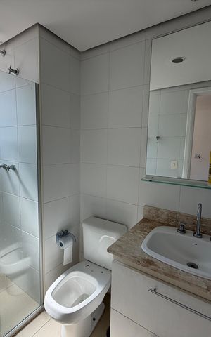 Apartamento à venda com 128m², 3 quartos e 3 vagas Apartamento à venda com 128m², 3 quartos e 3 vagasBanheiro