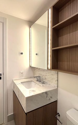 Apartamento para alugar com 41m², 1 quarto e 1 vaga Apartamento para alugar com 41m², 1 quarto e 1 vagaBanheiro