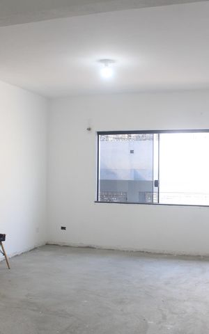 Casa à venda com 240m², 3 quartos e 4 vagasSala