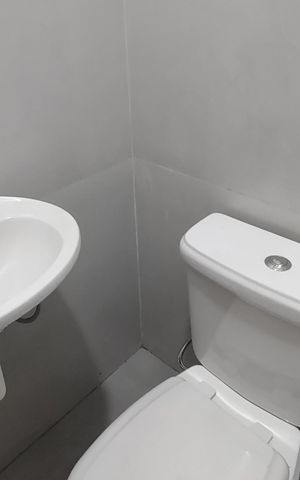 Casa à venda com 240m², 3 quartos e 4 vagas Casa à venda com 240m², 3 quartos e 4 vagasLavabo 1