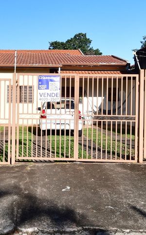 Casa à venda com 216m², 2 quartos e sem vagaFachada / Placa