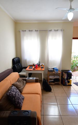 Casa à venda com 216m², 2 quartos e sem vagaSala