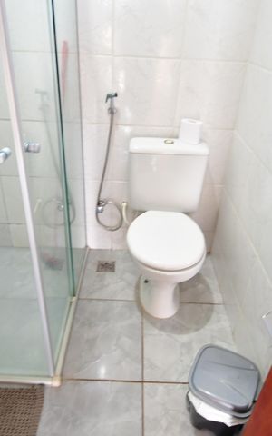 Casa à venda com 216m², 2 quartos e sem vagaBanheiro