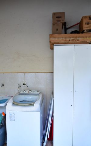 Casa à venda com 216m², 2 quartos e sem vagaÁrea de Serviço