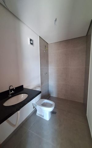 Apartamento para alugar com 70m², 2 quartos e 2 vagas Apartamento para alugar com 70m², 2 quartos e 2 vagasBanheiro