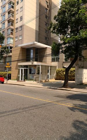 Apartamento à venda com 70m², 2 quartos e 2 vagasFachada