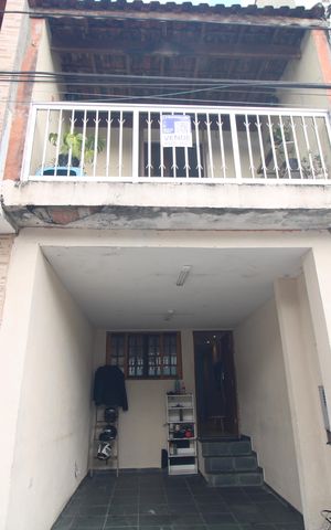 Casa de condomínio à venda com 100m², 3 quartos e 1 vagaFachada