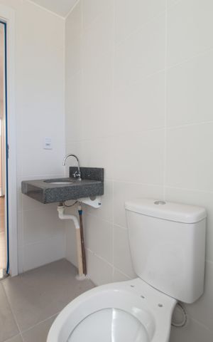 Apartamento à venda com 65m², 2 quartos e 1 vagaBanheiro Social