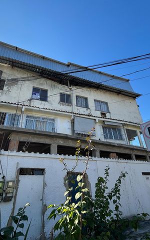 Apartamento para alugar com 75m², 2 quartos e sem vagaFachada + placa