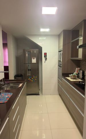 Casa de condomínio à venda com 119m², 4 quartos e 2 vagas Casa de condomínio à venda com 119m², 4 quartos e 2 vagasCozinha