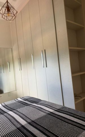 Casa de condomínio à venda com 119m², 4 quartos e 2 vagas Casa de condomínio à venda com 119m², 4 quartos e 2 vagasQuarto