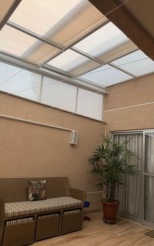 Casa de condomínio à venda com 119m², 4 quartos e 2 vagas Casa de condomínio à venda com 119m², 4 quartos e 2 vagasÁrea externa