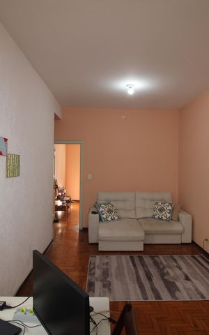 Apartamento à venda com 77m², 2 quartos e sem vagaSala