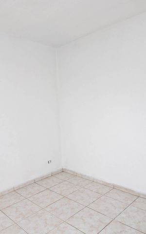 Casa para alugar com 85m², 1 quarto e 2 vagasQuarto 