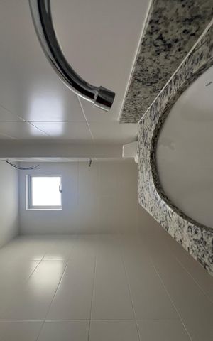 Apartamento à venda com 68m², 2 quartos e 1 vaga Apartamento à venda com 68m², 2 quartos e 1 vagaBanheiro Social