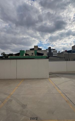 Apartamento à venda com 68m², 2 quartos e 1 vaga Apartamento à venda com 68m², 2 quartos e 1 vagaGaragem