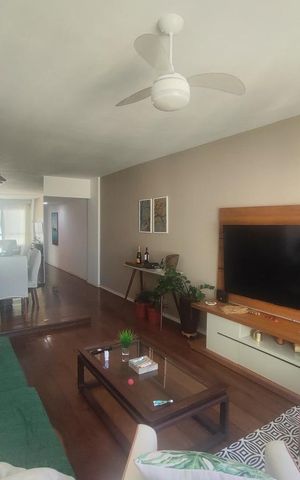 Apartamento para alugar com 200m², 3 quartos e 1 vaga Apartamento para alugar com 200m², 3 quartos e 1 vagaSala