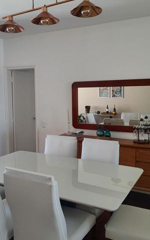 Apartamento para alugar com 200m², 3 quartos e 1 vaga Apartamento para alugar com 200m², 3 quartos e 1 vagaSala