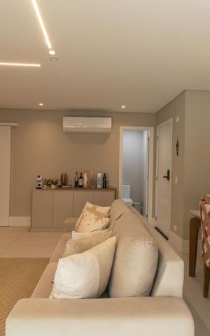 Apartamento à venda com 126m², 4 quartos e 2 vagas Apartamento à venda com 126m², 4 quartos e 2 vagasSala