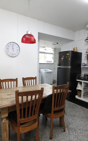 Apartamento à venda com 231m², 4 quartos e 2 vagasCozinha