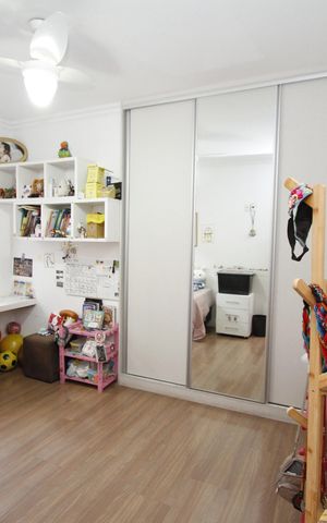 Apartamento à venda com 231m², 4 quartos e 2 vagasQuarto 2