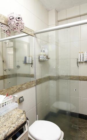 Apartamento à venda com 231m², 4 quartos e 2 vagasBanheiro da Suíte