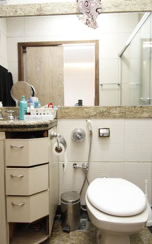 Apartamento à venda com 231m², 4 quartos e 2 vagasBanheiro da Suíte