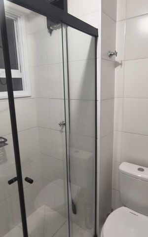 Apartamento para alugar com 51m², 2 quartos e 2 vagas Apartamento para alugar com 51m², 2 quartos e 2 vagasBanheiro social