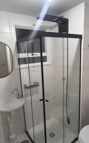 Apartamento para alugar com 51m², 2 quartos e 2 vagas Apartamento para alugar com 51m², 2 quartos e 2 vagasBanheiro social