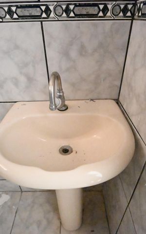 Casa à venda com 250m², 3 quartos e 3 vagasBanheiro Social