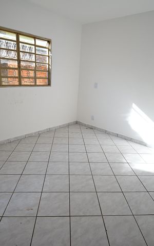 Casa à venda com 250m², 3 quartos e 3 vagasSuíte