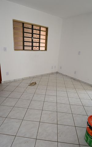 Casa à venda com 250m², 3 quartos e 3 vagasSala
