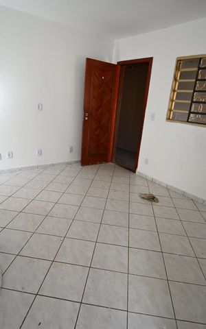 Casa à venda com 250m², 3 quartos e 3 vagasSala