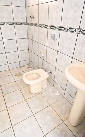Casa à venda com 250m², 3 quartos e 3 vagasBanheiro Social