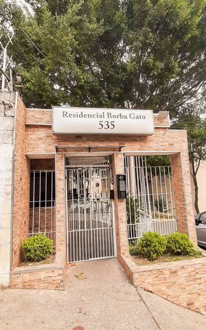 Apartamento à venda com 46m², 2 quartos e 1 vaga Apartamento à venda com 46m², 2 quartos e 1 vagaFachada