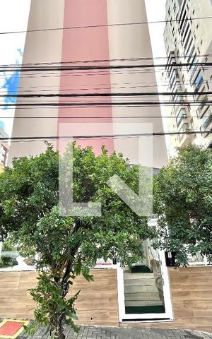 Apartamento à venda com 77m², 2 quartos e 1 vaga Apartamento à venda com 77m², 2 quartos e 1 vagaFachada